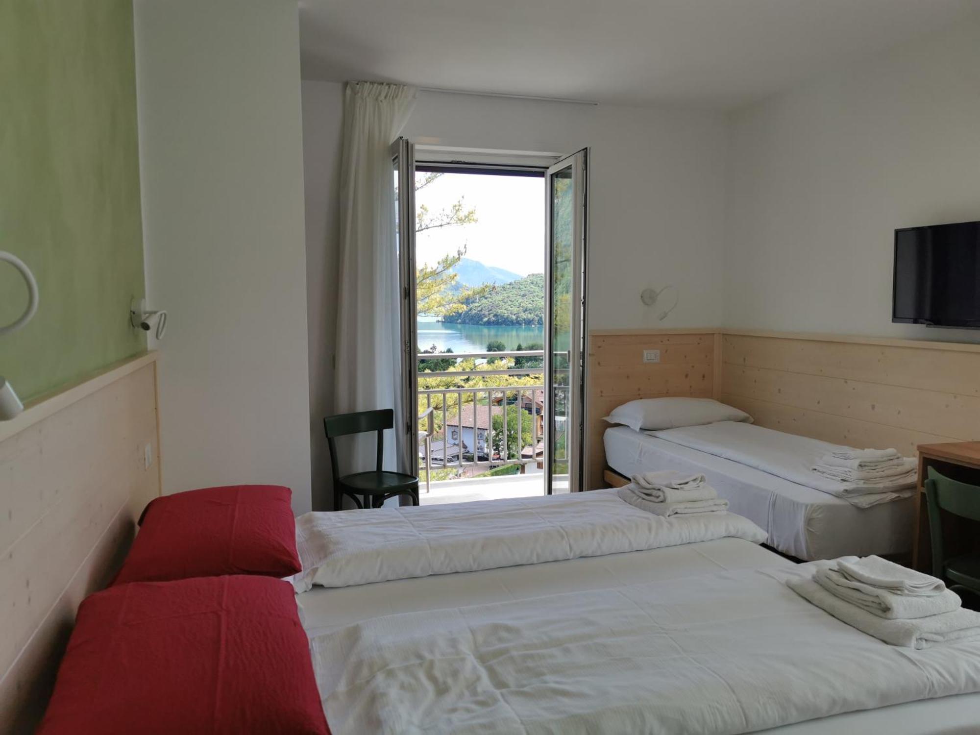 Hotel Miramonti Molveno Luaran gambar