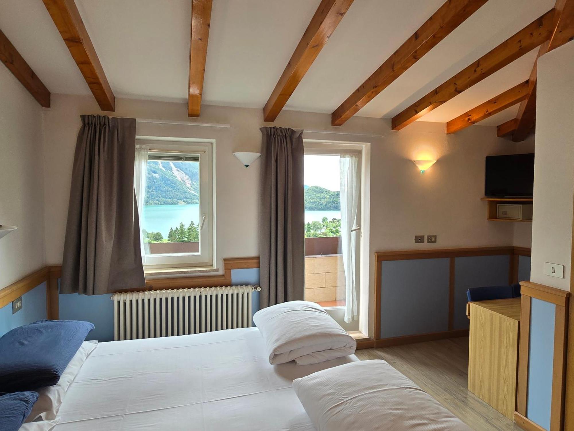 Hotel Miramonti Molveno Luaran gambar