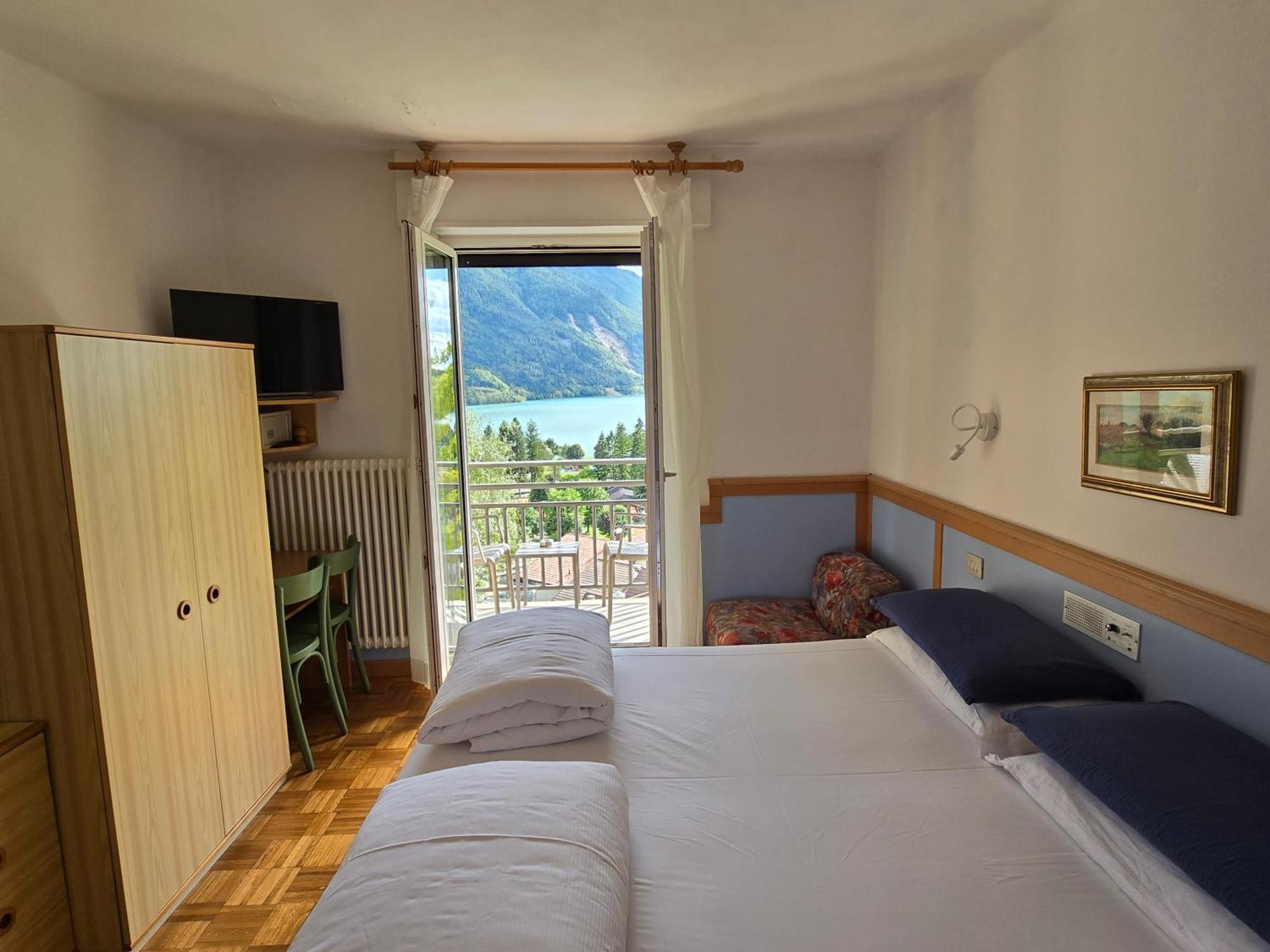 Hotel Miramonti Molveno Luaran gambar